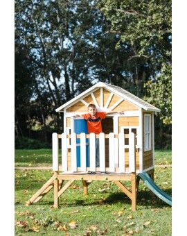 Wooden children's house with panels Masgames FLAM