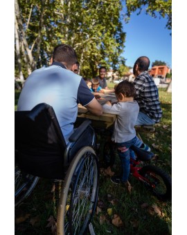 Adapted picnic table MASGAMES LYON