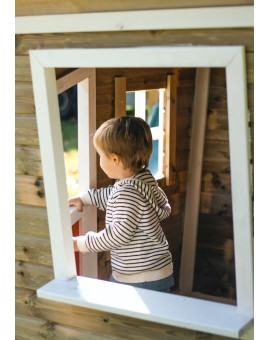 Wooden children's house made of Masgames FADA panels